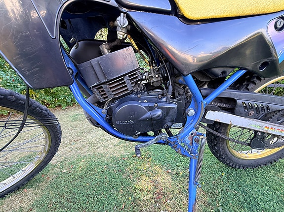 Suzuki TS 50 X 14 of 30