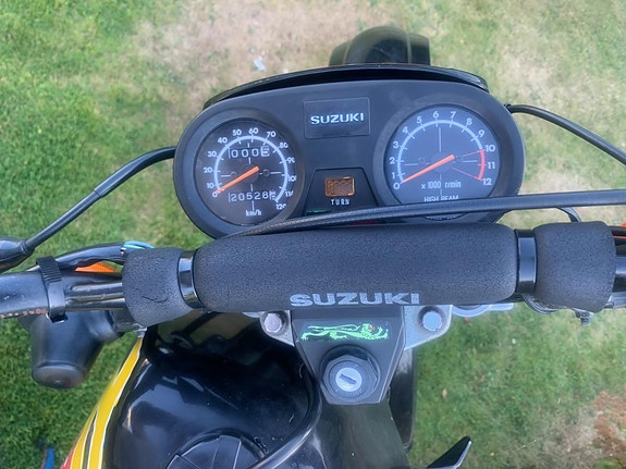 Suzuki TS 50 X 2 of 30