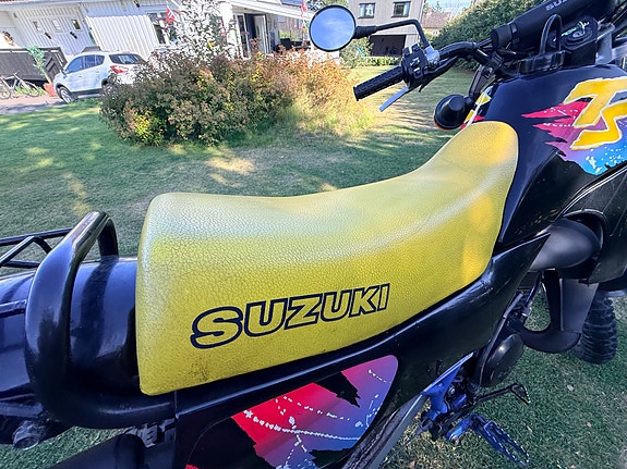 Suzuki TS 50 X 21 of 30