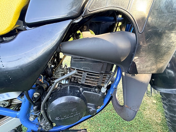 Suzuki TS 50 X 27 of 30