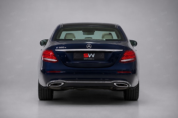 Mercedes-Benz E300 e 7 of 20
