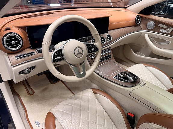 Mercedes-Benz E300 e 8 of 20