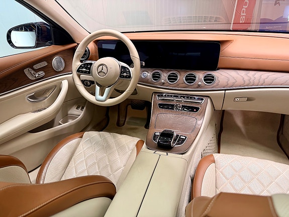 Mercedes-Benz E300 e 16 of 20