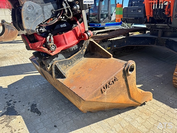 Hitachi ZX250LC-6 Gravemaskin – GPS – Rototilt – 2 skuffer 21 of 23