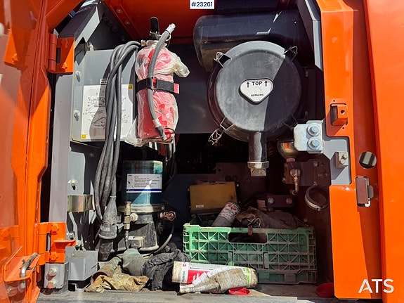 Hitachi ZX250LC-6 Gravemaskin – GPS – Rototilt – 2 skuffer 23 of 23