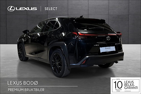 Lexus UX250h 3 of 20