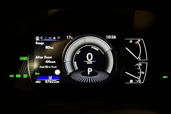 Lexus UX250h 15 of 20