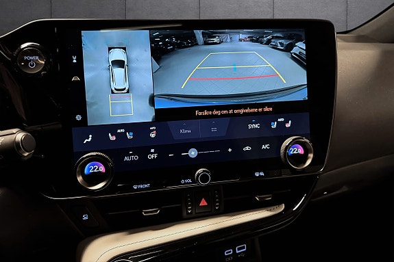 Lexus NX450h 20 of 24