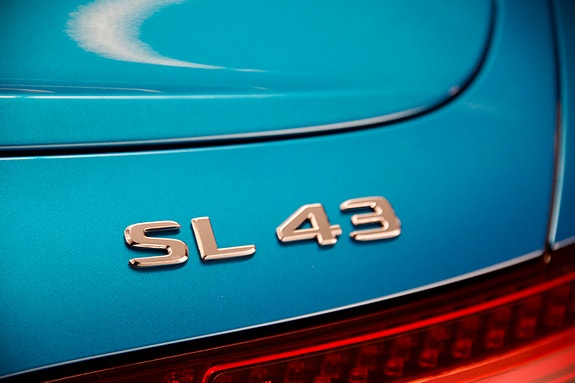 Mercedes-Benz SL43 14 of 30