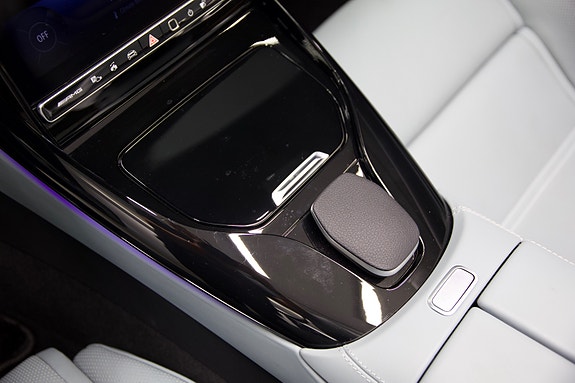 Mercedes-Benz SL43 24 of 30