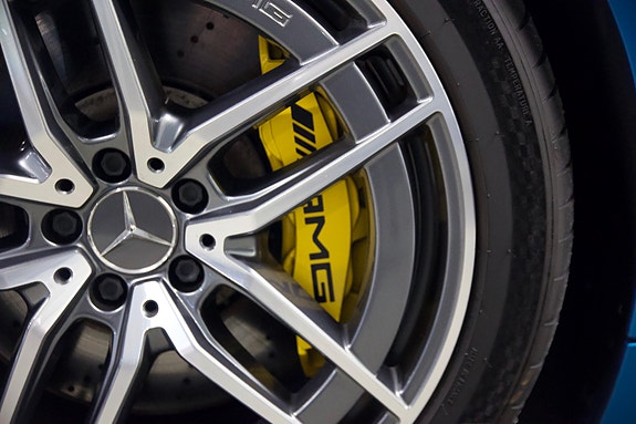 Mercedes-Benz SL43 5 of 30