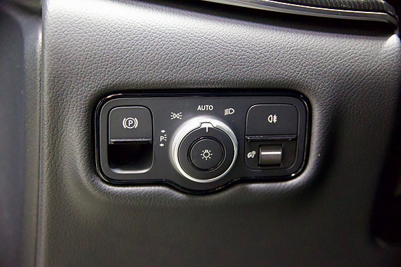 Mercedes-Benz EQV300 19 of 30