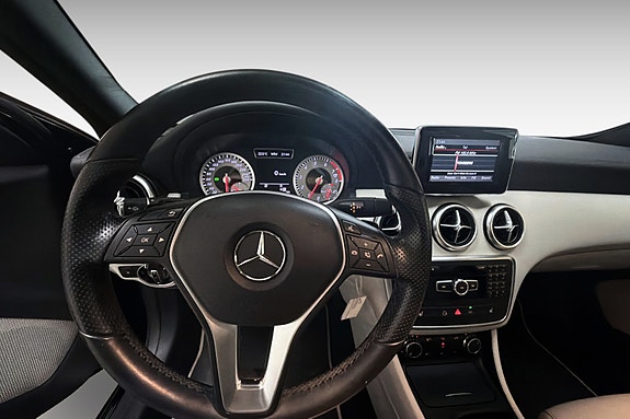 Mercedes-Benz 180 12 of 20