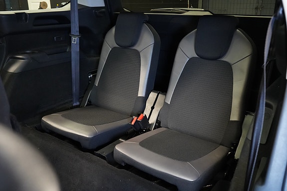 Citroen C4 Picasso 28 of 29
