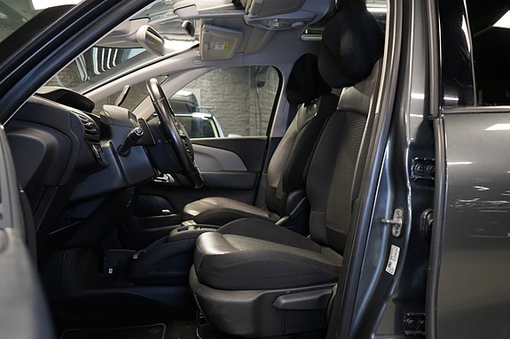 Citroen C4 Picasso 13 of 29