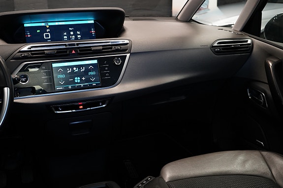Citroen C4 Picasso 20 of 29