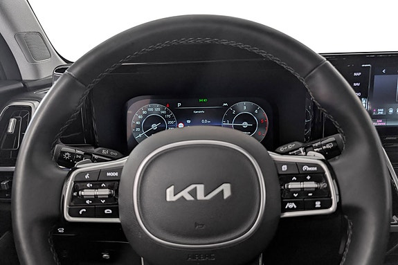 Kia Sorento 5 of 30