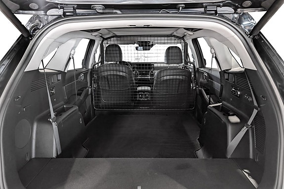 Kia Sorento 16 of 30