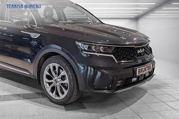 Kia Sorento 12 of 30