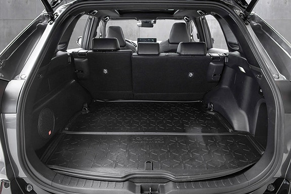Toyota RAV4 Plug-in Hybrid 23 of 30