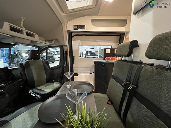 Sunlight Cliff 590 4x4 Green Trek - HENGERFESTE | FIREHJULSTREKK | TRUMA COMBI 6E 17 of 30
