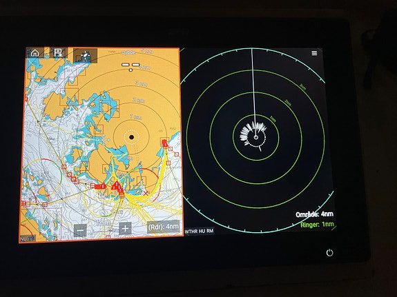 Windy 43 Typhoon Meget velholdt. Axiom,radar,autopilot. Hekk/baugtrøster 21 of 30