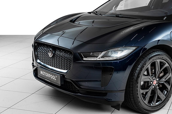 Jaguar I-PACE 29 of 30