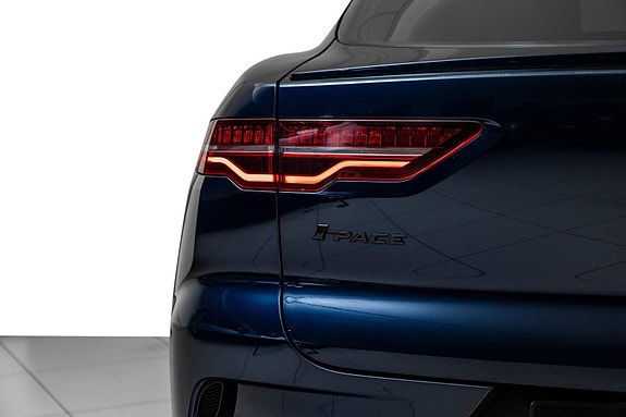 Jaguar I-PACE 14 of 30