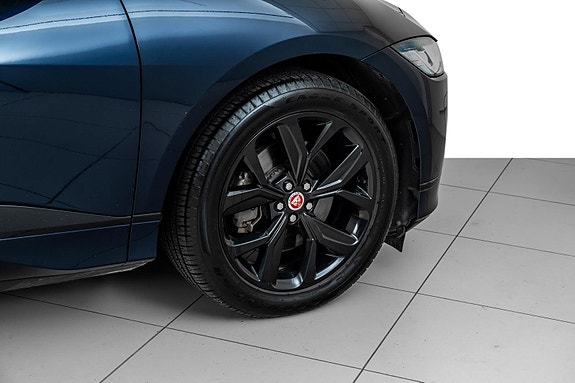 Jaguar I-PACE 15 of 30