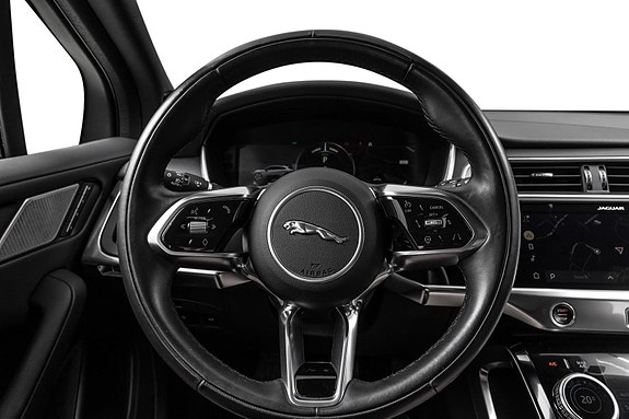 Jaguar I-PACE 13 of 30