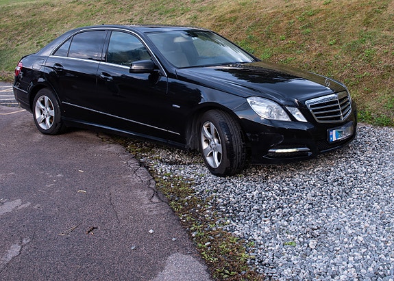 Mercedes-Benz E220 d 3 of 10
