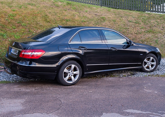Mercedes-Benz E220 d 5 of 10