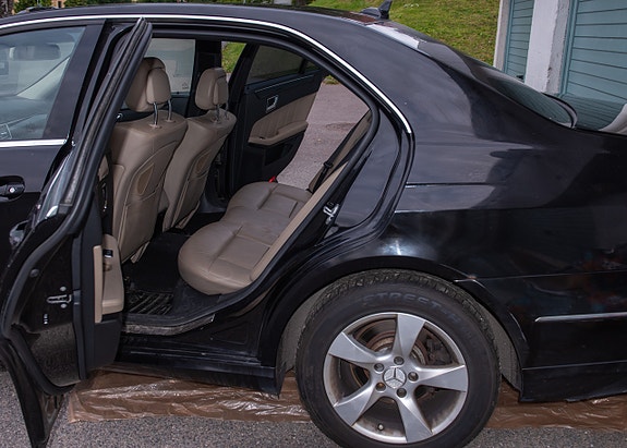 Mercedes-Benz E220 d 9 of 10