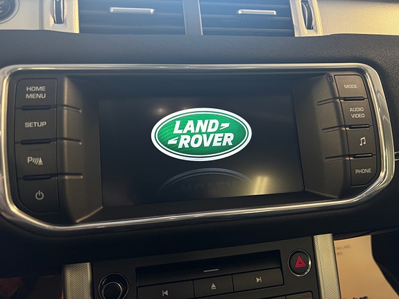 Land Rover Range Rover Evoque 26 of 30