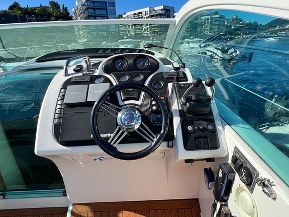 Fairline Targa 34 Oppgradert og vedlikeholdt. Skipsreg, finans. 25 of 30