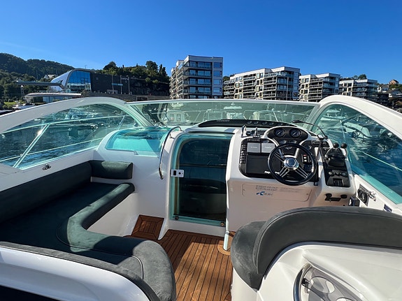Fairline Targa 34 Oppgradert og vedlikeholdt. Skipsreg, finans. 23 of 30