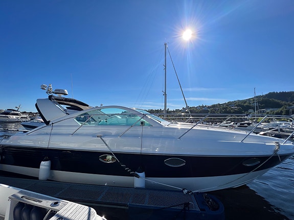 Fairline Targa 34 Oppgradert og vedlikeholdt. Skipsreg, finans. 6 of 30