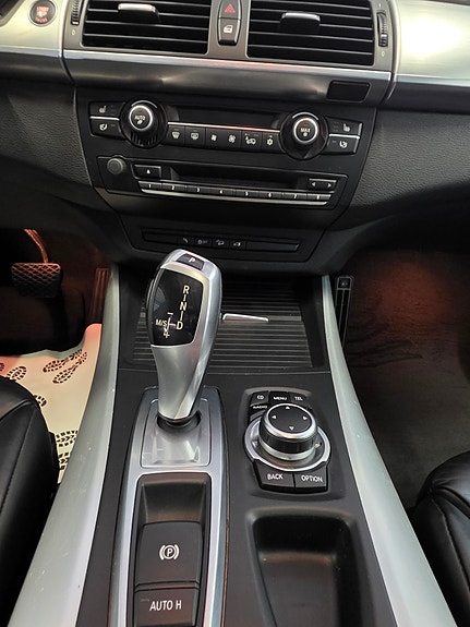 BMW X5 12 of 30