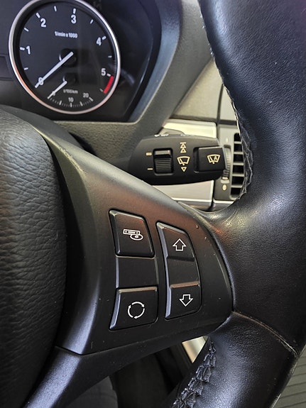 BMW X5 18 of 30