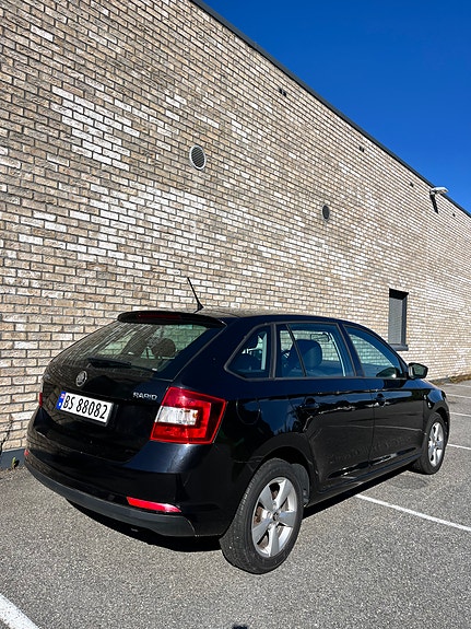 Skoda Rapid Spaceback 6 of 30