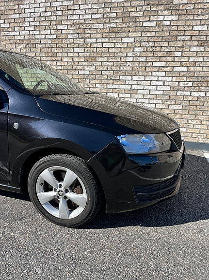 Skoda Rapid Spaceback 11 of 30