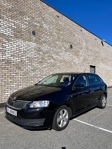 Skoda Rapid Spaceback 2 of 30