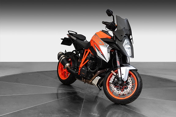 KTM 1290 Super Duke GT 2 of 15