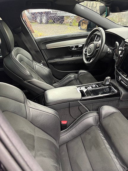 Volvo V90 17 of 23