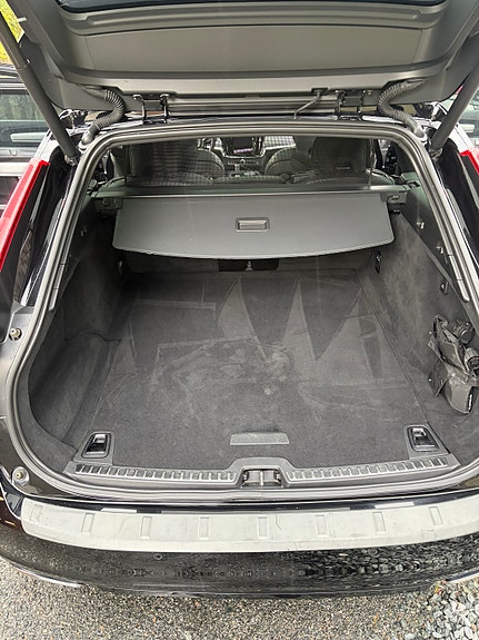 Volvo V90 13 of 23