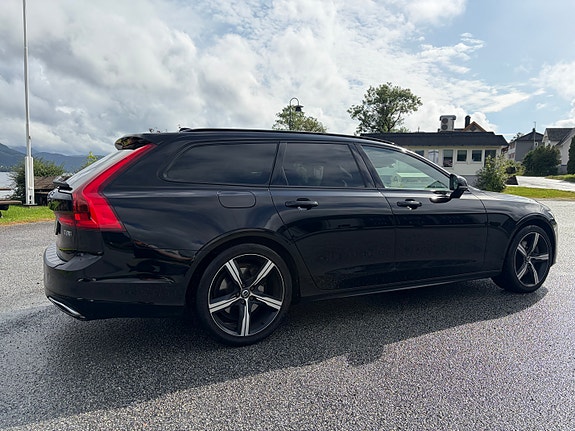 Volvo V90 5 of 23