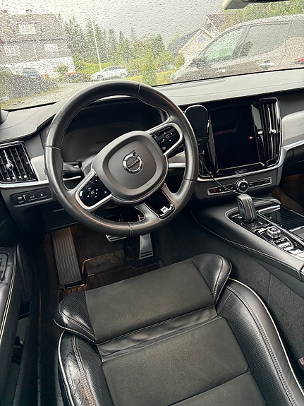 Volvo V90 19 of 23