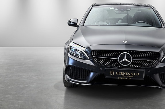 Mercedes-Benz C43 4 of 30