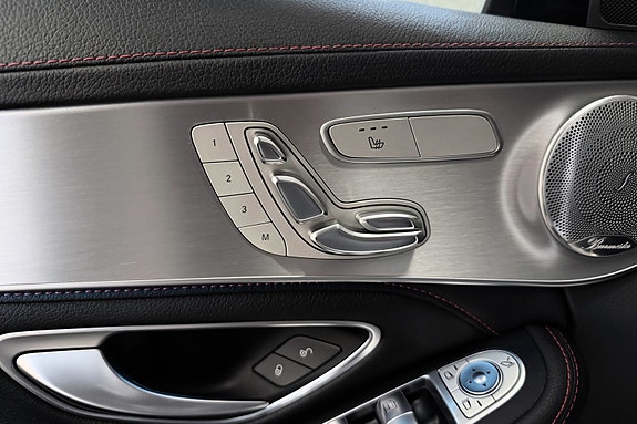 Mercedes-Benz C43 24 of 30