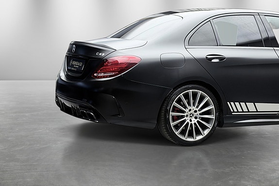 Mercedes-Benz C43 6 of 30